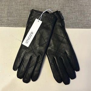 Chico’s Box Stitch black leather gloves.  Size Medium.  New With Tags.